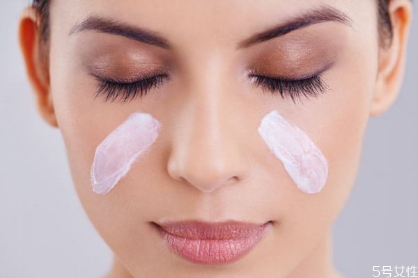 什么是刷酸呢 刷酸和果酸換膚有什么關系呢 什么是刷酸呢 刷酸和果酸換膚有什么關系呢