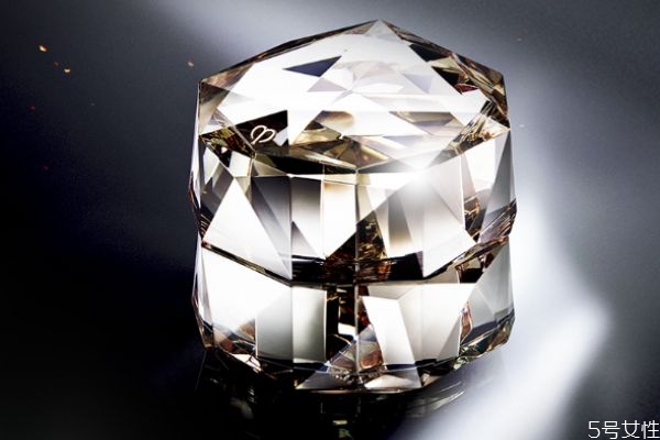 cpb金致乳霜功效 cpb金致乳霜適合什么年齡 cpb金致乳霜功效 cpb金致乳霜適合什么年齡