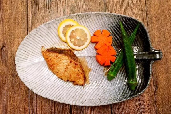 鱈魚煎幾分鐘可以吃 冷凍鱈魚怎么煎 鱈魚煎幾分鐘可以吃 冷凍鱈魚怎么煎