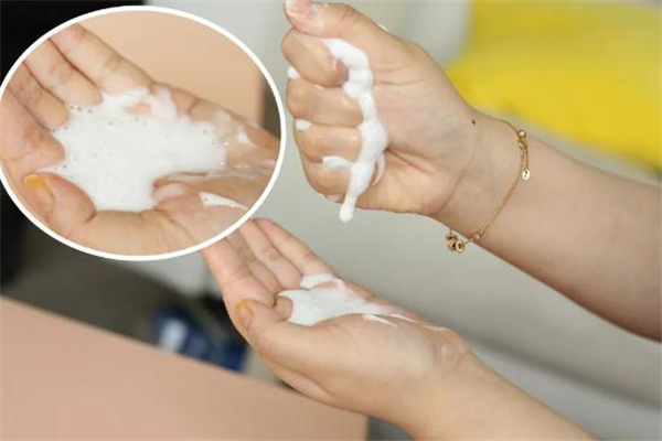 美即奶皮面膜要洗嗎 美即奶皮面膜真的能變白嗎 美即奶皮面膜要洗嗎 美即奶皮面膜真的能變白嗎