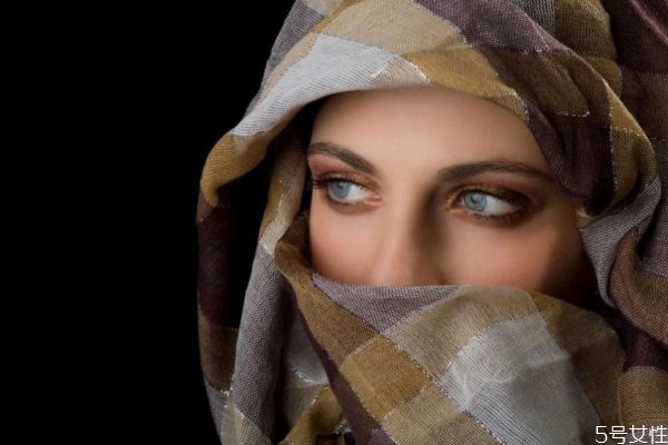 開眼角手術(shù)后怎樣護(hù)理 開眼角手術(shù)后護(hù)理方法 開眼角手術(shù)后怎樣護(hù)理 開眼角手術(shù)后護(hù)理方法