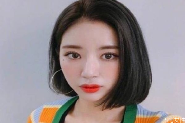 漂發(fā)和染發(fā)有什么區(qū)別 染發(fā)有哪些小細(xì)節(jié) 漂發(fā)和染發(fā)有什么區(qū)別 染發(fā)有哪些小細(xì)節(jié)