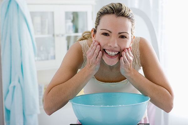 小蘇打洗臉能祛痘嗎 長痘可以用小蘇打洗臉嗎 小蘇打洗臉能祛痘嗎 長痘可以用小蘇打洗臉嗎