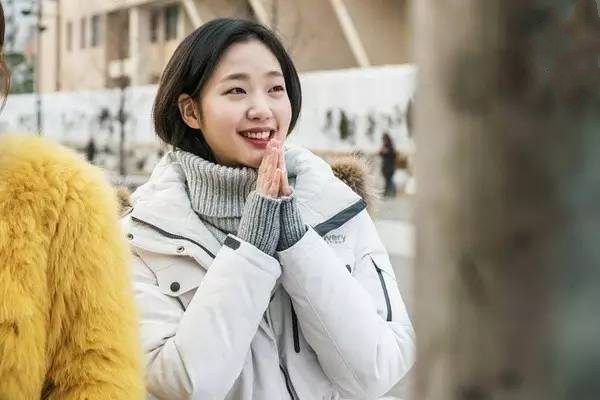 什么人適合穿高領(lǐng)毛衣 毛衣穿搭禁忌 什么人適合穿高領(lǐng)毛衣 毛衣穿搭禁忌