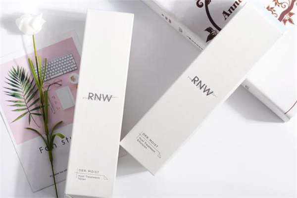 rnw水乳適合油皮嗎 rnw水乳成分 rnw水乳適合油皮嗎 rnw水乳成分