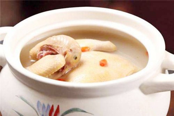 鴿子湯怎么燉最補(bǔ) 核桃燉鴿子湯怎么做 鴿子湯怎么燉最補(bǔ) 核桃燉鴿子湯怎么做