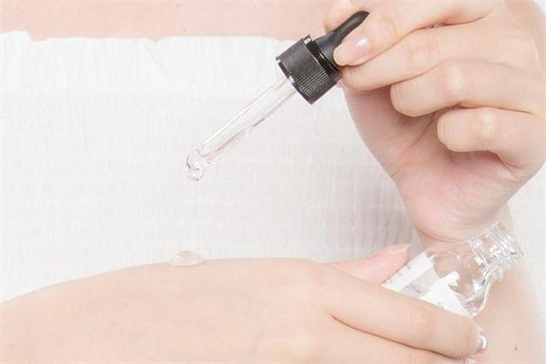 資萊皙煙酰胺原液美白嗎 資萊皙煙酰胺原液怎么用 資萊皙煙酰胺原液美白嗎 資萊皙煙酰胺原液怎么用