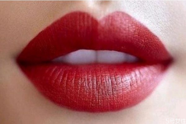 漂唇后怎么保養(yǎng) 做漂唇需要注意什么問(wèn)題 漂唇后怎么保養(yǎng) 做漂唇需要注意什么問(wèn)題