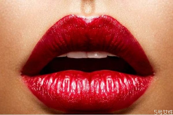 漂唇怎么做 漂唇的方法與步驟 漂唇怎么做 漂唇的方法與步驟