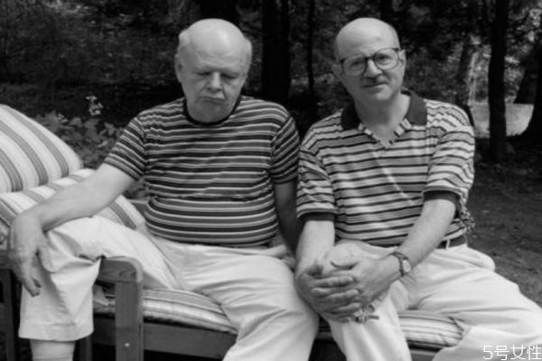 同性中有愛情嗎 愛情中分性別嗎 同性中有愛情嗎 愛情中分性別嗎