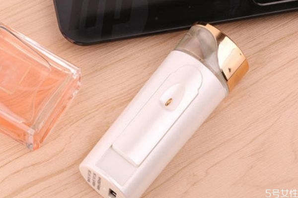 噴霧補(bǔ)水儀有輻射嗎 補(bǔ)水儀適合哪些人 噴霧補(bǔ)水儀有輻射嗎 補(bǔ)水儀適合哪些人