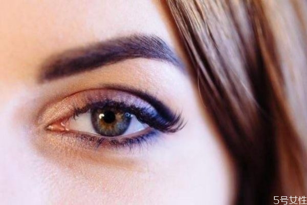 嫁接睫毛怎么卸下來(lái) 嫁接睫毛的詳細(xì)步驟 嫁接睫毛怎么卸下來(lái) 嫁接睫毛的詳細(xì)步驟