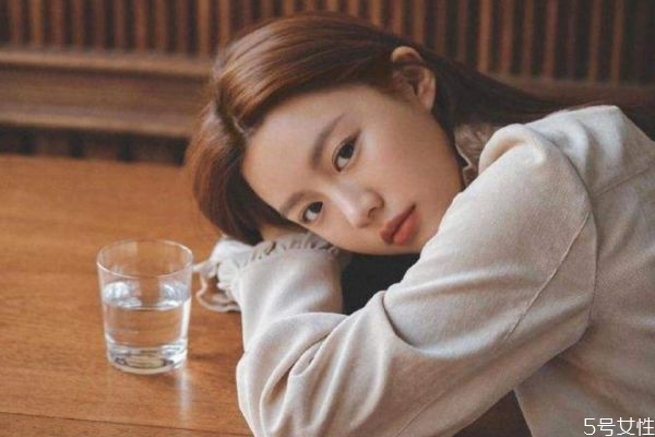 第一次約會(huì)應(yīng)該聊什么 第一次約會(huì)的話題 第一次約會(huì)應(yīng)該聊什么 第一次約會(huì)的話題