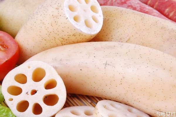 蓮藕應(yīng)該怎么吃呢 蓮藕的市場價(jià)格是怎么樣的呢 蓮藕應(yīng)該怎么吃呢 蓮藕的市場價(jià)格是怎么樣的呢