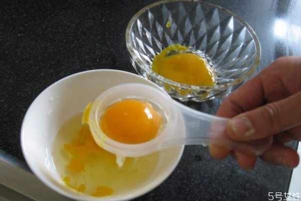 蛋黃有什么營養(yǎng)價值呢 吃蛋黃有什么好處呢 蛋黃有什么營養(yǎng)價值呢 吃蛋黃有什么好處呢