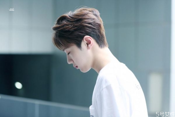 老公冷戰(zhàn)不說話怎么辦 老公心情不好怎么哄他開心 老公冷戰(zhàn)不說話怎么辦 老公心情不好怎么哄他開心