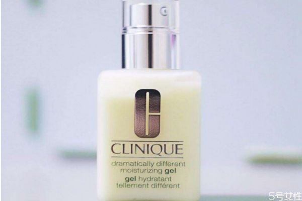 倩碧小黃油能當(dāng)乳液嗎 倩碧黃油有什么功效 倩碧小黃油能當(dāng)乳液嗎 倩碧黃油有什么功效