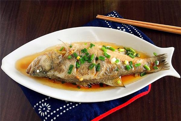 一斤的鱸魚(yú)要蒸多久 一斤的鱸魚(yú)有多少公分 一斤的鱸魚(yú)要蒸多久 一斤的鱸魚(yú)有多少公分
