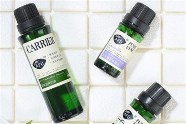 阿芙荷荷巴油能祛痘嗎 阿芙荷荷巴油可以全臉使用嗎 阿芙荷荷巴油能祛痘嗎 阿芙荷荷巴油可以全臉使用嗎