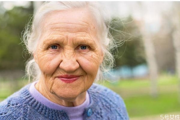 造成高血壓的原因有什么呢 為什么會得高血壓呢 造成高血壓的原因有什么呢 為什么會得高血壓呢