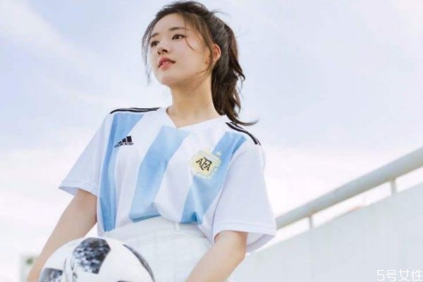 直男癌在戀愛(ài)中的表現(xiàn) 直男癌對(duì)待真愛(ài)的表現(xiàn) 直男癌在戀愛(ài)中的表現(xiàn) 直男癌對(duì)待真愛(ài)的表現(xiàn)