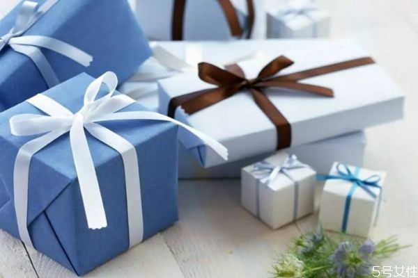 送什么禮物給男朋友最感動(dòng) 男朋友容易感動(dòng)的禮物 送什么禮物給男朋友最感動(dòng) 男朋友容易感動(dòng)的禮物