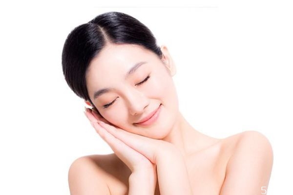 肌膚美白的正確方法有什么呢 如何讓肌膚美白呢 肌膚美白的正確方法有什么呢 如何讓肌膚美白呢