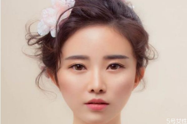 臉部按摩瘦臉的手法有什么呢 為什么按臉可以瘦臉呢 臉部按摩瘦臉的手法有什么呢 為什么按臉可以瘦臉呢