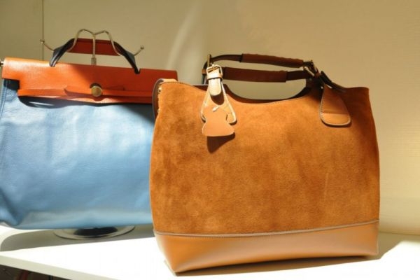 皮包包的保養(yǎng)方法有什么呢 皮包包應(yīng)該怎么保養(yǎng)呢 皮包包的保養(yǎng)方法有什么呢 皮包包應(yīng)該怎么保養(yǎng)呢