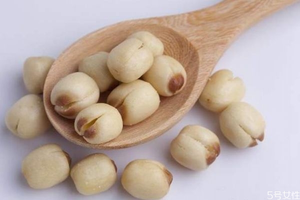 蓮子有什么營養(yǎng)價值呢 蓮子怎么做好吃呢 蓮子有什么營養(yǎng)價值呢 蓮子怎么做好吃呢