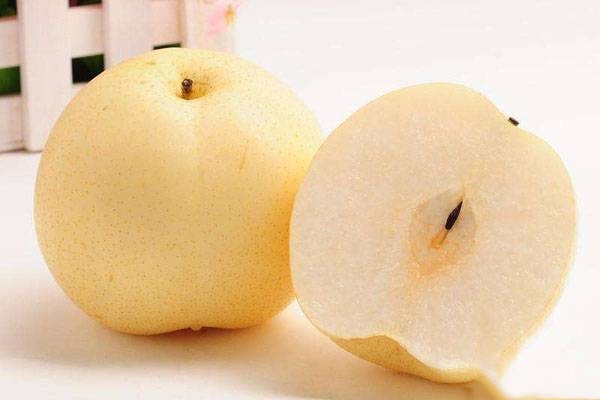 吃完梨子喝水為什么會拉肚子 吃了梨子拉肚子怎么辦 吃完梨子喝水為什么會拉肚子 吃了梨子拉肚子怎么辦