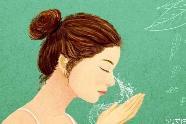 護(hù)膚的關(guān)鍵是什么呢 正確的護(hù)膚步驟有什么呢 護(hù)膚的關(guān)鍵是什么呢 正確的護(hù)膚步驟有什么呢