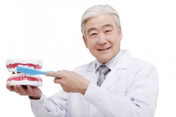 牙齒松動的原因有什么呢 為什么會牙齒松動呢 牙齒松動的原因有什么呢 為什么會牙齒松動呢