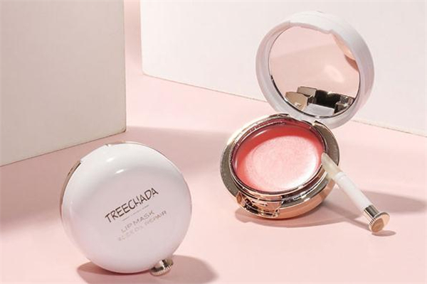 treechada唇膜怎么樣 treechada唇膜和cb唇膜哪個(gè)好 treechada唇膜怎么樣 treechada唇膜和cb唇膜哪個(gè)好