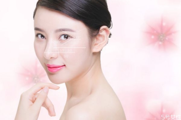 冬天做雙眼皮手術(shù)好嗎 冬天做雙眼皮好恢復(fù)么 冬天做雙眼皮手術(shù)好嗎 冬天做雙眼皮好恢復(fù)么