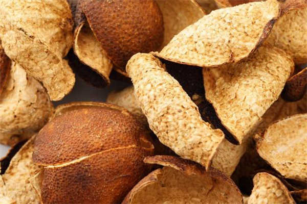 陳皮泡水喝可以養(yǎng)胃嗎 陳皮和什么搭配泡水養(yǎng)胃 陳皮泡水喝可以養(yǎng)胃嗎 陳皮和什么搭配泡水養(yǎng)胃