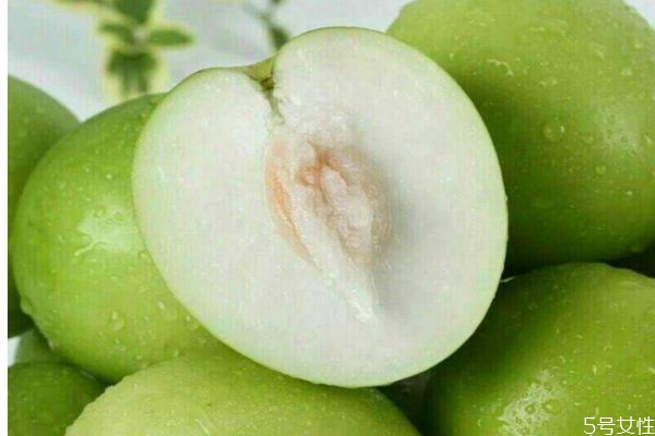 空腹可以吃青棗嗎 吃青棗會上火嗎 空腹可以吃青棗嗎 吃青棗會上火嗎