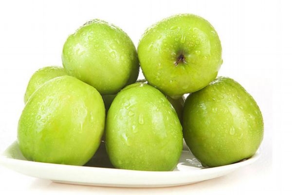 空腹可以吃青棗嗎 吃青棗會上火嗎 空腹可以吃青棗嗎 吃青棗會上火嗎