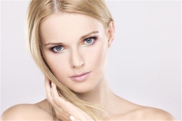 經(jīng)常按摩臉有什么好處 按摩臉有祛斑作用嗎 經(jīng)常按摩臉有什么好處 按摩臉有祛斑作用嗎