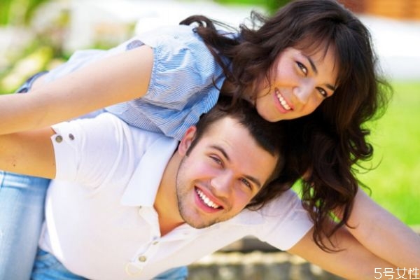 女生說你要對我負責什么意思 女生說要你對她負責的意思 女生說你要對我負責什么意思 女生說要你對她負責的意思