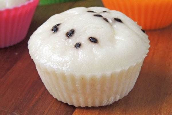 發(fā)糕是粗糧還是精糧 蒸好的發(fā)糕為什么會凹下去 發(fā)糕是粗糧還是精糧 蒸好的發(fā)糕為什么會凹下去