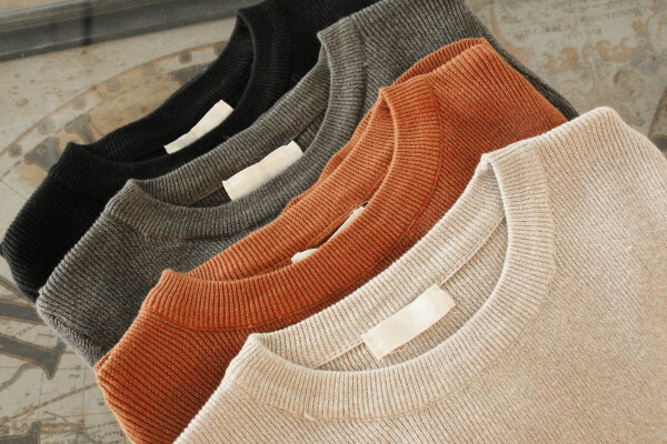 打底衫什么顏色顯白 選擇打底衫顏色時要注意什么 打底衫什么顏色顯白 選擇打底衫顏色時要注意什么