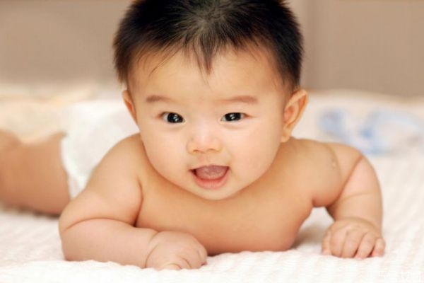 雙胞胎的小名應該怎么取呢 寶寶取小名有什么注意的嗎 雙胞胎的小名應該怎么取呢 寶寶取小名有什么注意的嗎