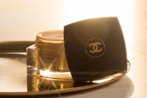 香奈兒金磚面霜怎么樣 香奈兒金磚面霜會長痘嗎 香奈兒金磚面霜怎么樣 香奈兒金磚面霜會長痘嗎