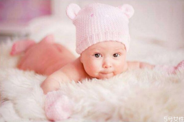 寶寶曬太陽(yáng)補(bǔ)鈣怎么曬 寶寶曬多久太陽(yáng)才補(bǔ)鈣 寶寶曬太陽(yáng)補(bǔ)鈣怎么曬 寶寶曬多久太陽(yáng)才補(bǔ)鈣