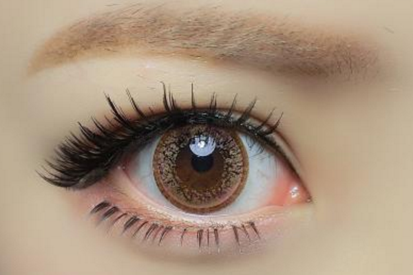 戴美瞳為什么會(huì)模糊 戴美瞳前要準(zhǔn)備什么 戴美瞳為什么會(huì)模糊 戴美瞳前要準(zhǔn)備什么