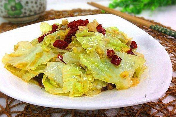 如何炒包菜又軟又入味 包菜怎么炒不會(huì)出水 如何炒包菜又軟又入味 包菜怎么炒不會(huì)出水