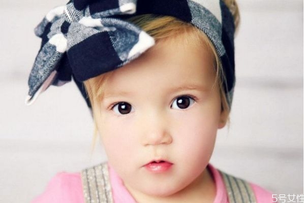 姓歐陽(yáng)怎么取名字呢 姓歐陽(yáng)取名的方法有什么呢 姓歐陽(yáng)怎么取名字呢 姓歐陽(yáng)取名的方法有什么呢