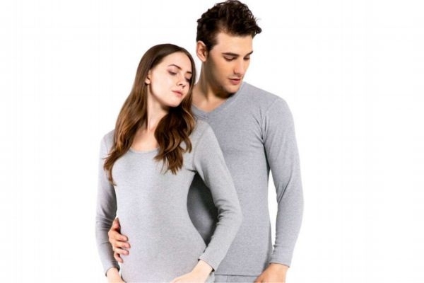 保暖內(nèi)衣和羊毛衫哪個(gè)更保暖 羊毛衫暖和還是保暖衣暖和 保暖內(nèi)衣和羊毛衫哪個(gè)更保暖 羊毛衫暖和還是保暖衣暖和