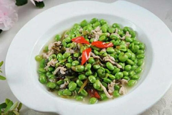 青豆牛肉湯怎么做好吃 青豆牛肉湯有什么營(yíng)養(yǎng) 青豆牛肉湯怎么做好吃 青豆牛肉湯有什么營(yíng)養(yǎng)